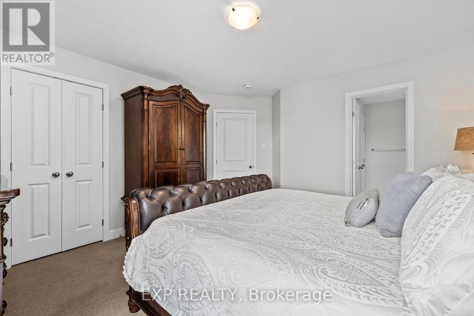 335 Wabasso Lane, Ottawa, Ontario  K1T 0T2 - Photo 17 - X12991520