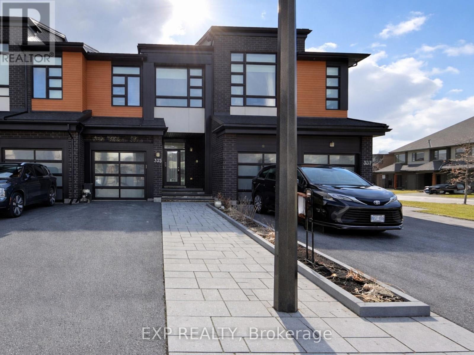 335 WABASSO LANE, Ottawa, Ontario