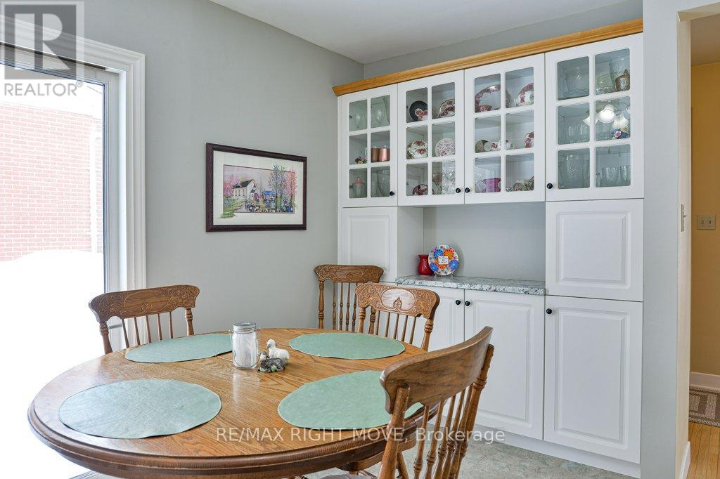 429 Highland Avenue, Orillia, Ontario  L3V 4E8 - Photo 13 - S13012970