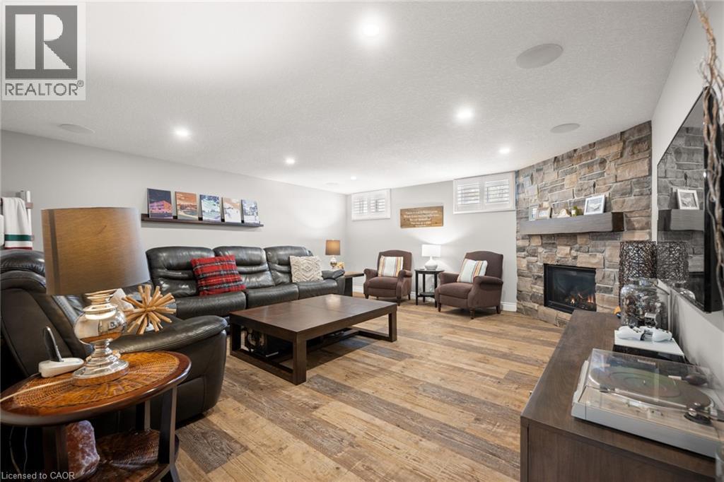 29 Muskoka Court, Kitchener, Ontario  N2B 3M2 - Photo 43 - 40806535