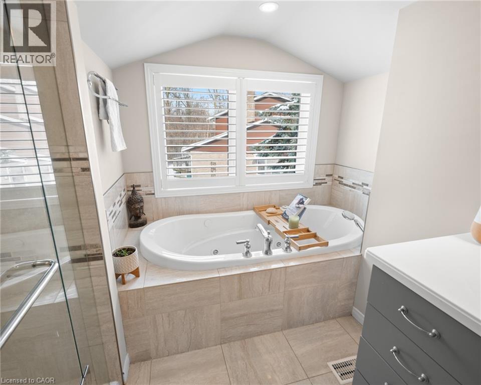 29 Muskoka Court, Kitchener, Ontario  N2B 3M2 - Photo 37 - 40806535