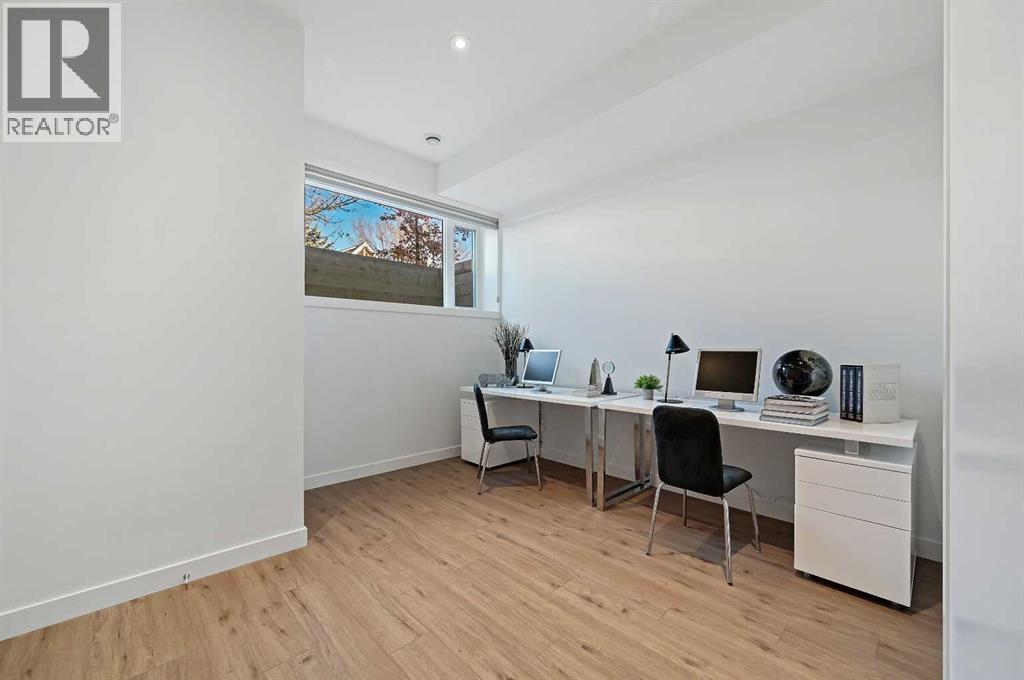 2115 Bowness Road Nw, Calgary, Alberta  T2N 3L2 - Photo 37 - A2279752