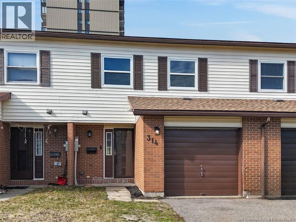 314 Woodward Avenue, Saint John, New Brunswick  E2K 4P9 - Photo 2 - NB137395