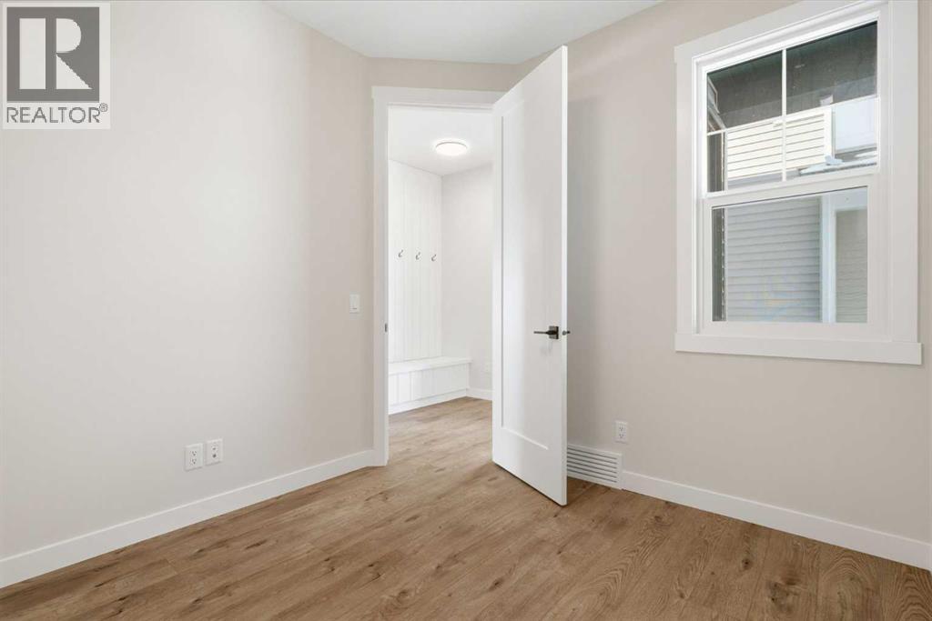 302 Kinniburgh Loop, Chestermere, Alberta  T1X 3C3 - Photo 4 - A2289506