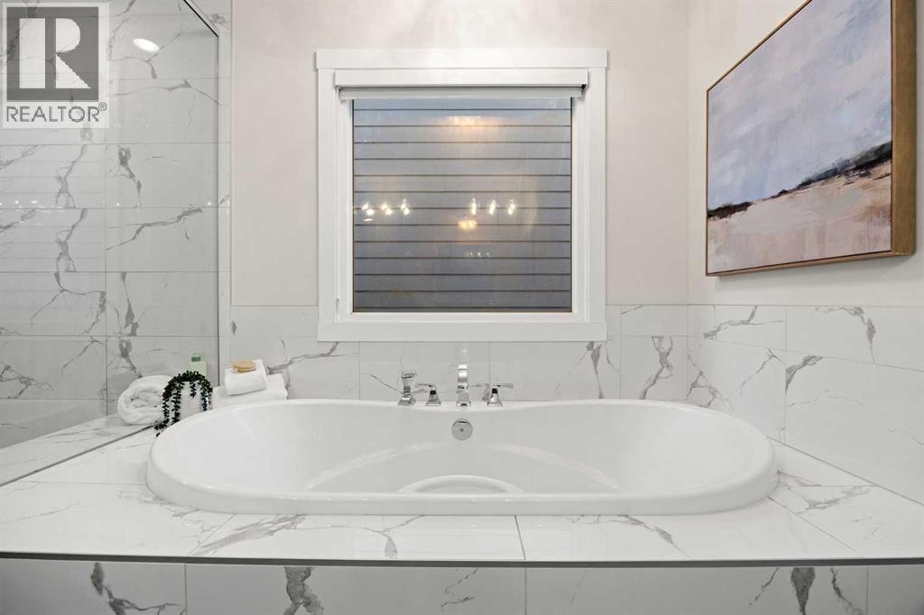 225 West Grove Way SW, Calgary, Alberta  T3H 1Z4 - Photo 33 - A2299131