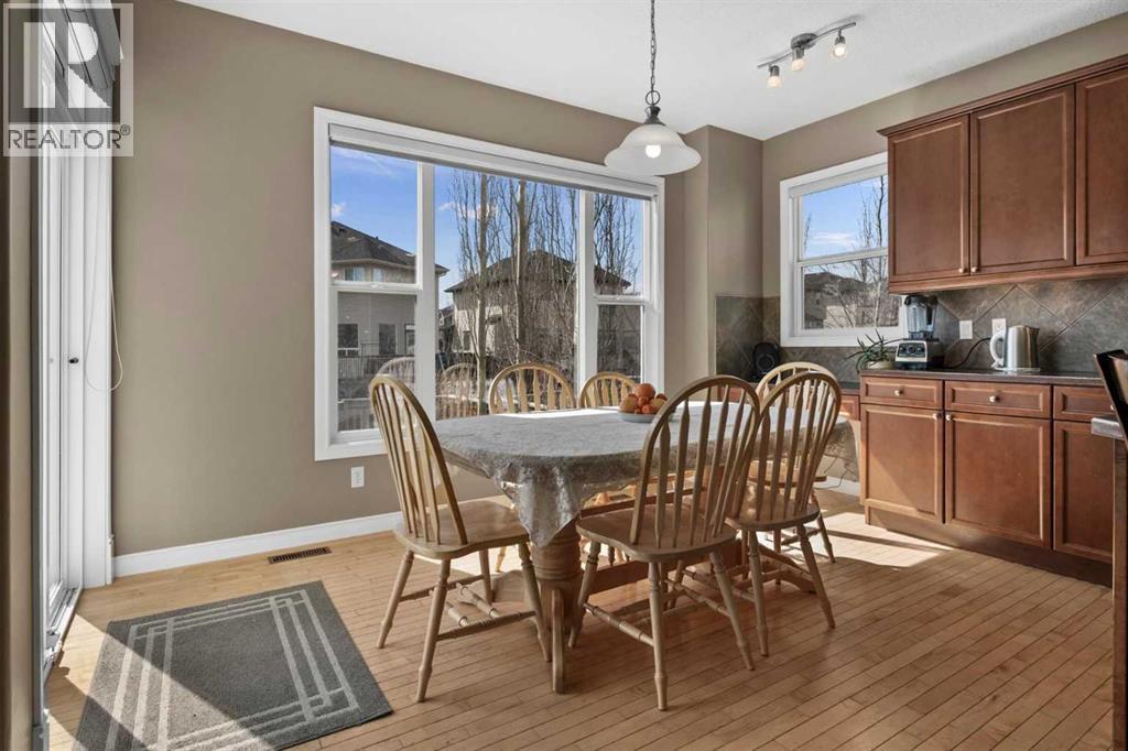 29 Royal Birch Hill Nw, Calgary, Alberta  T3G 5X7 - Photo 8 - A2301855