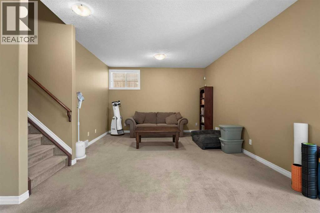 29 Royal Birch Hill Nw, Calgary, Alberta  T3G 5X7 - Photo 38 - A2301855