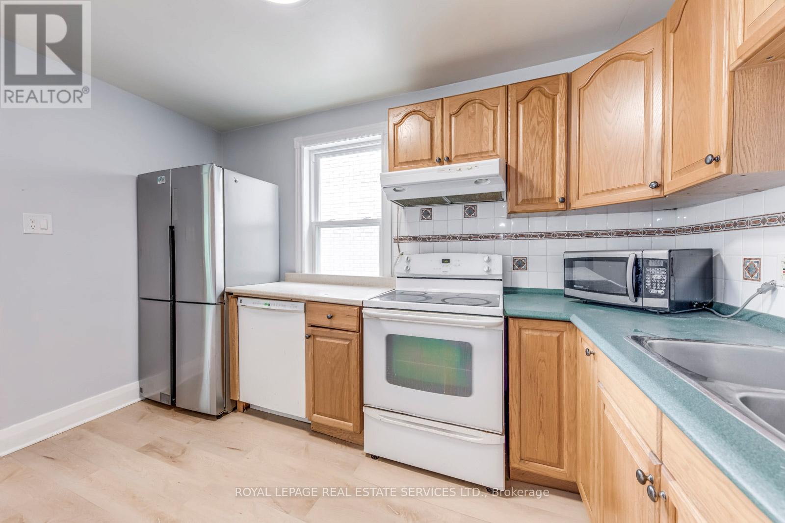 75 Elma Street, Toronto, Ontario  M8V 1X9 - Photo 14 - W13012976