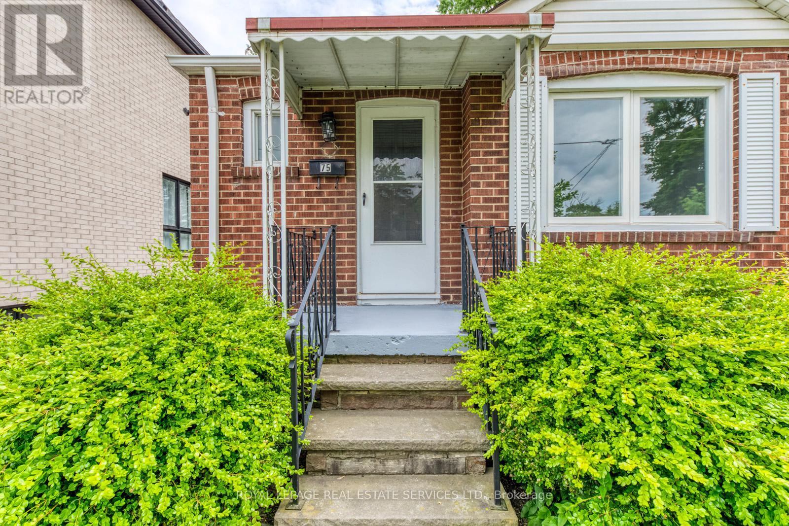 75 Elma Street, Toronto, Ontario  M8V 1X9 - Photo 3 - W13012976