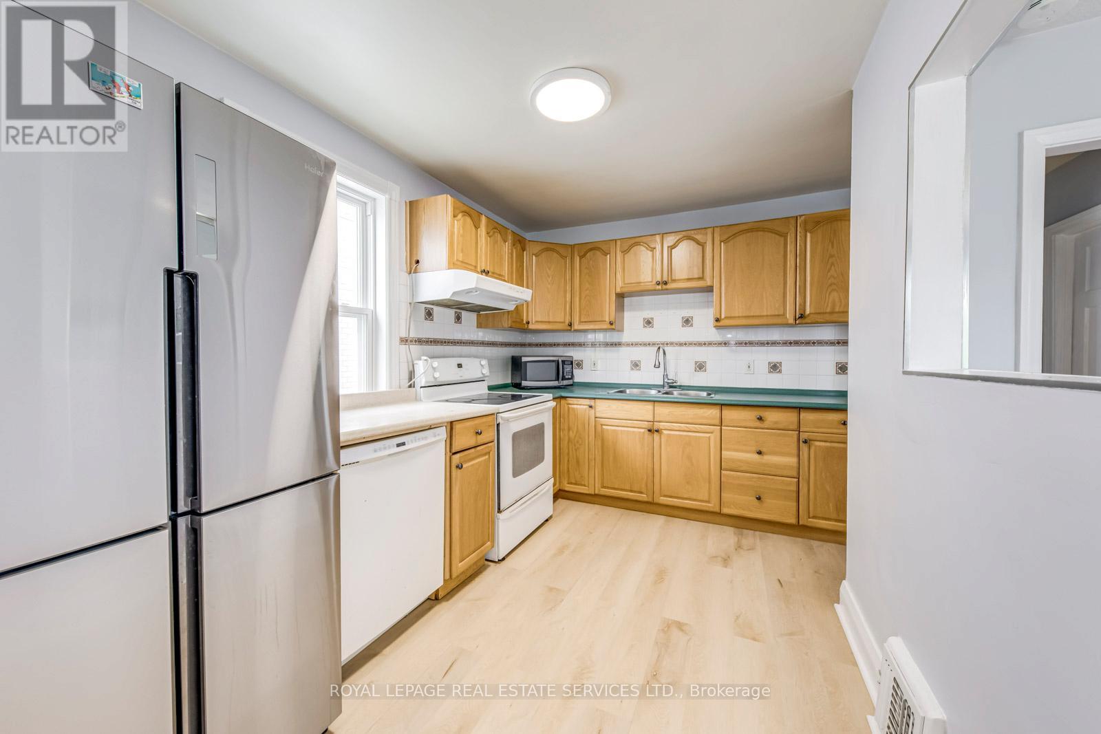 75 Elma Street, Toronto, Ontario  M8V 1X9 - Photo 9 - W13012976