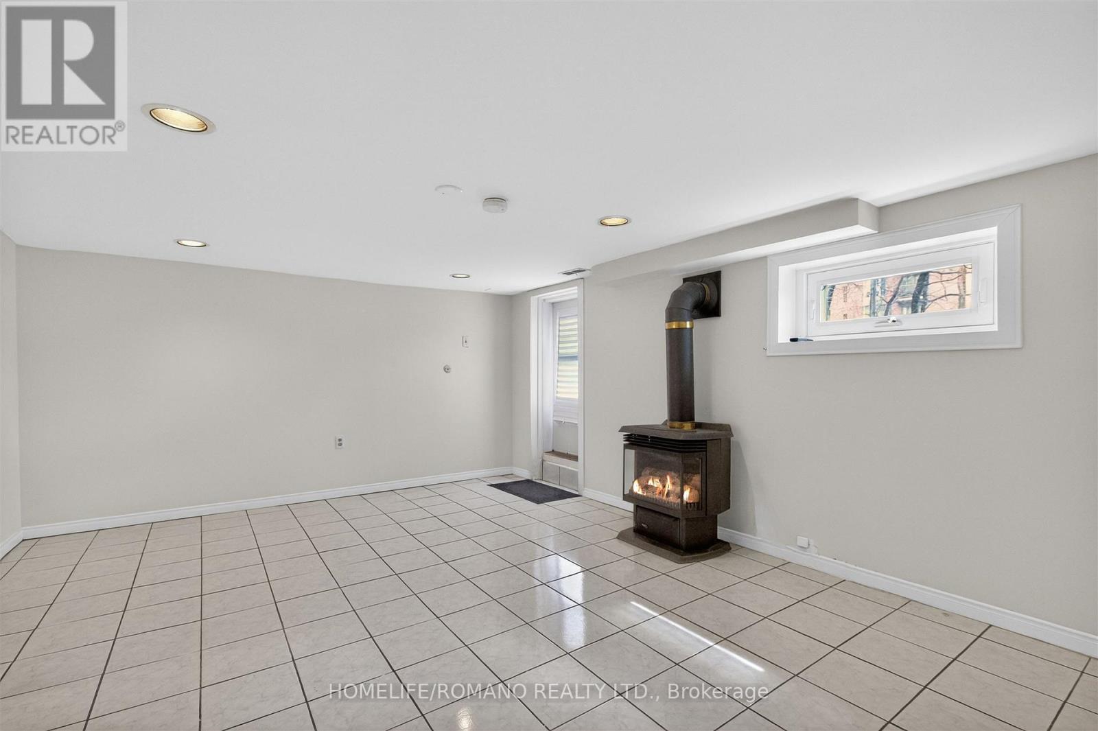 9 Little Avenue, Toronto, Ontario  M9N 1K3 - Photo 29 - W13013022