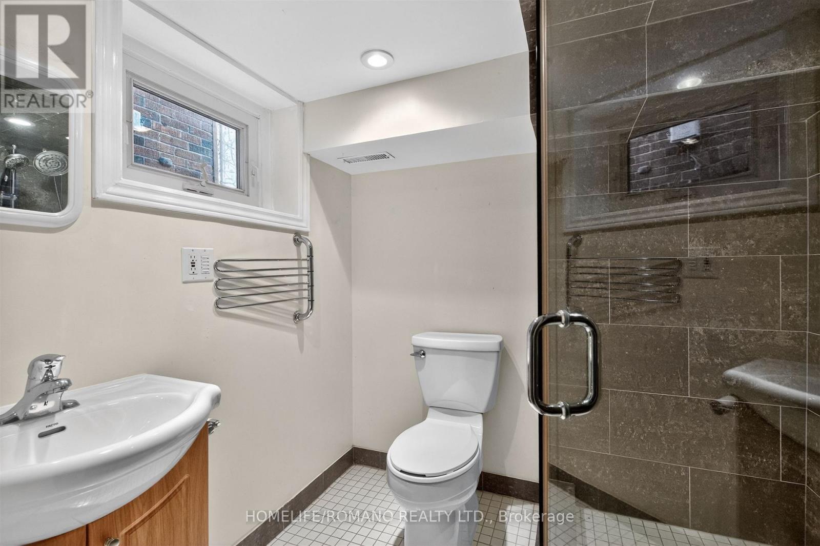 9 Little Avenue, Toronto, Ontario  M9N 1K3 - Photo 30 - W13013022