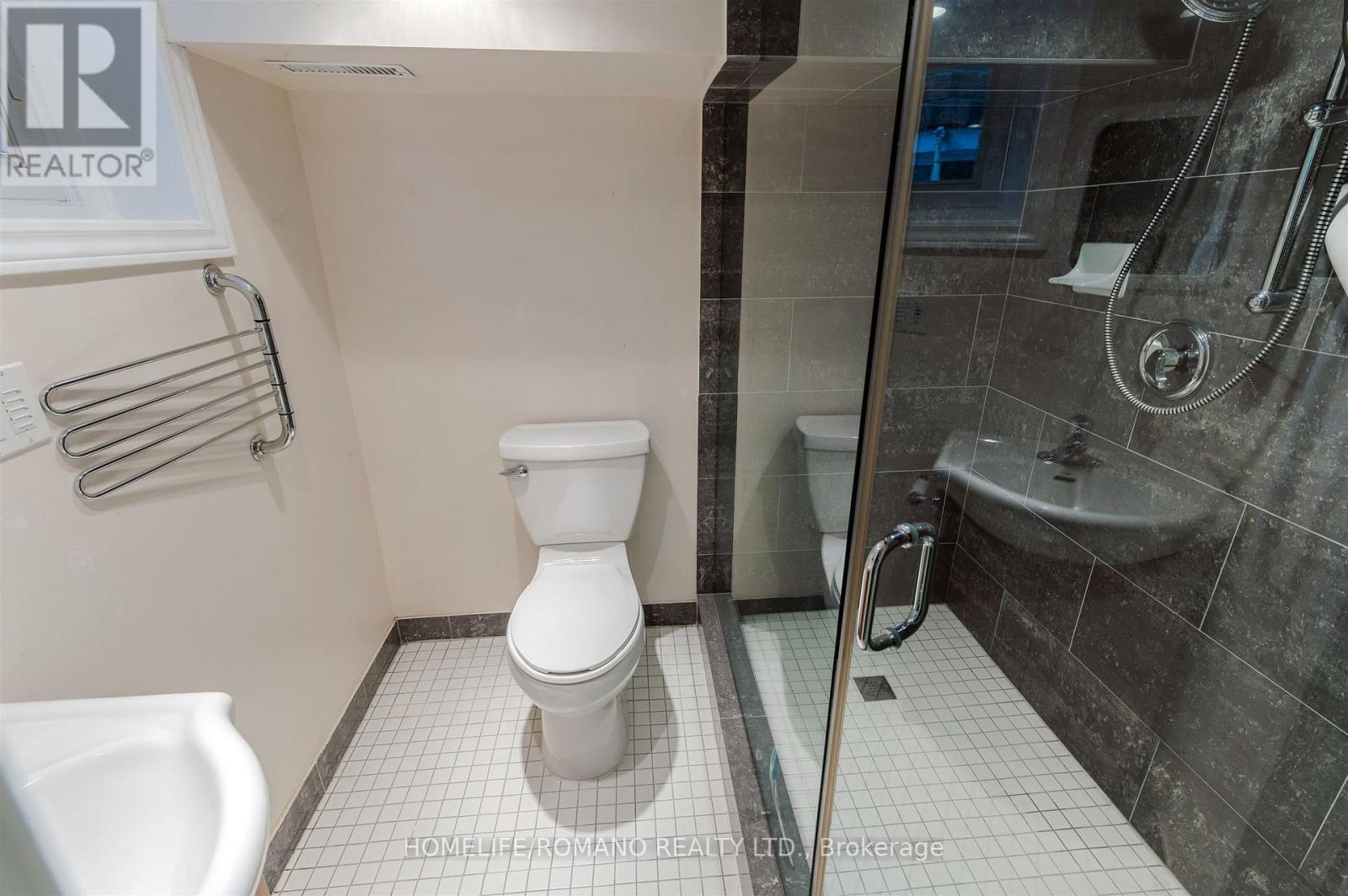 9 Little Avenue, Toronto, Ontario  M9N 1K3 - Photo 31 - W13013022