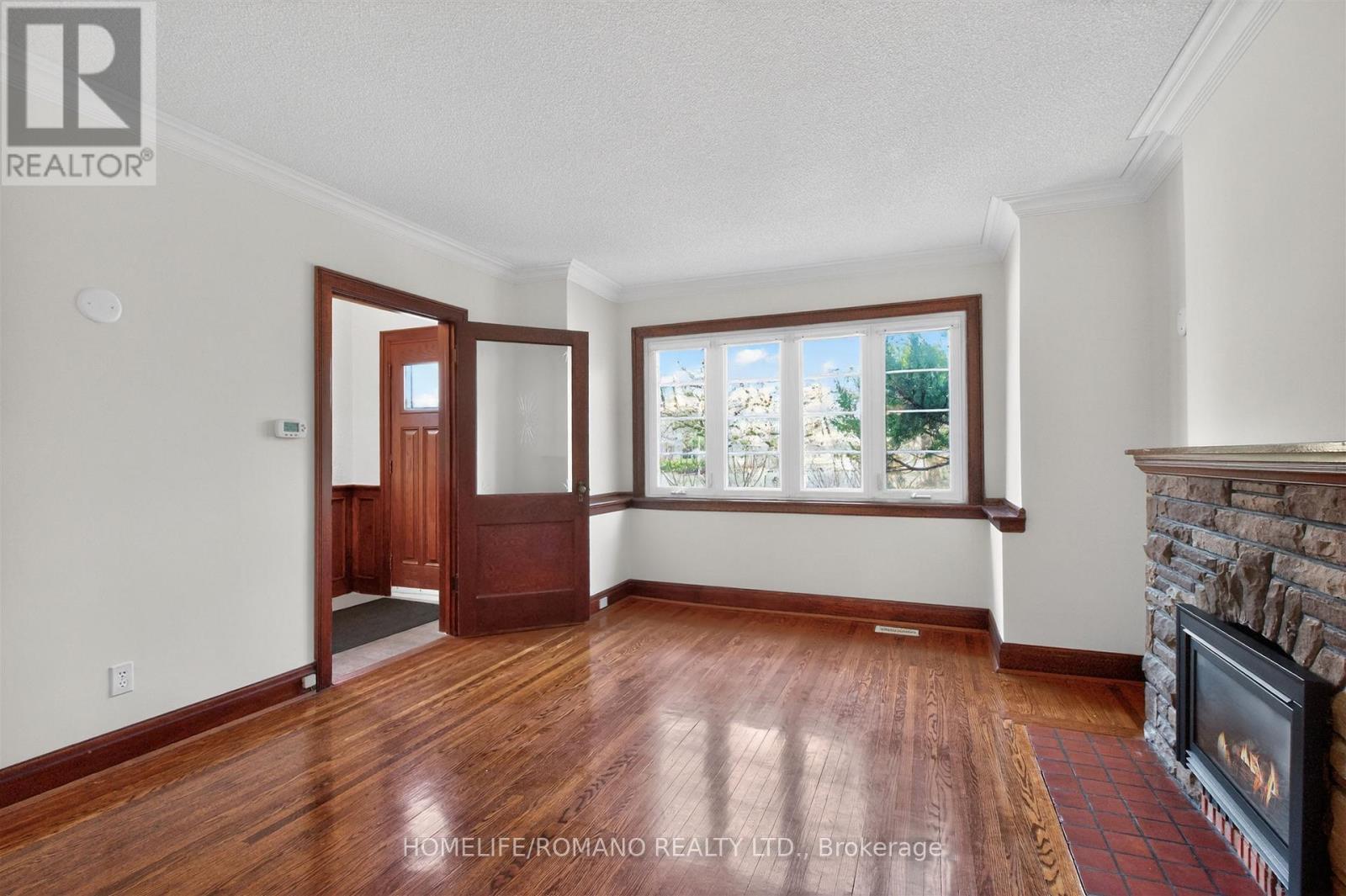 9 Little Avenue, Toronto, Ontario  M9N 1K3 - Photo 8 - W13013022