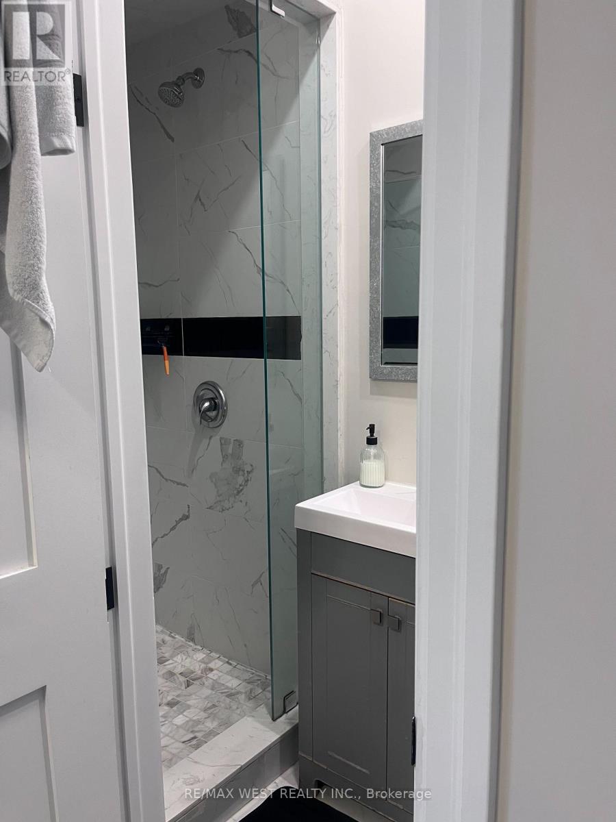 2 - 1495 King Street W, Toronto, Ontario  M6K 1J4 - Photo 12 - W13013050