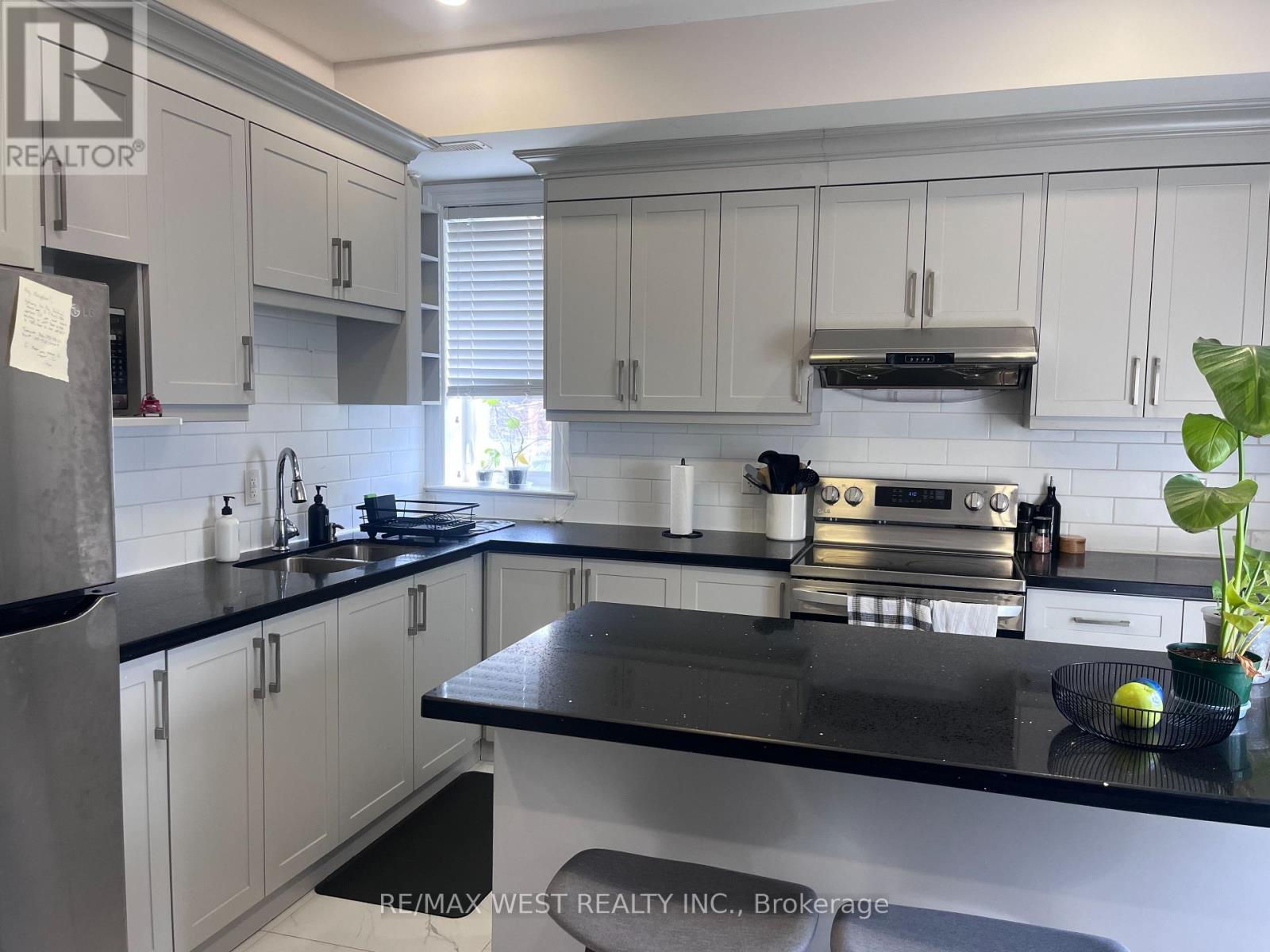 2 - 1495 King Street W, Toronto, Ontario  M6K 1J4 - Photo 7 - W13013050