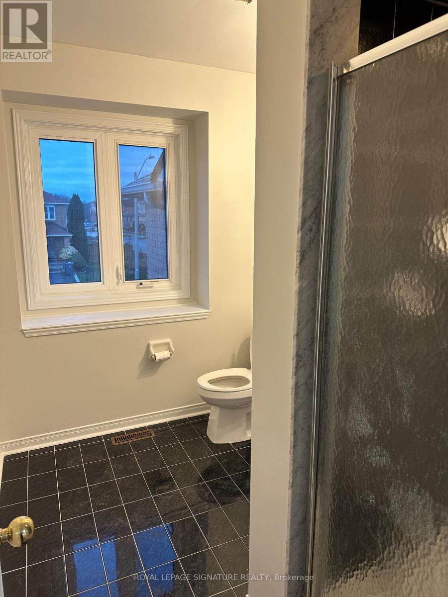 5426 Antrex Crescent, Mississauga, Ontario  L4Z 3T7 - Photo 12 - W13013068