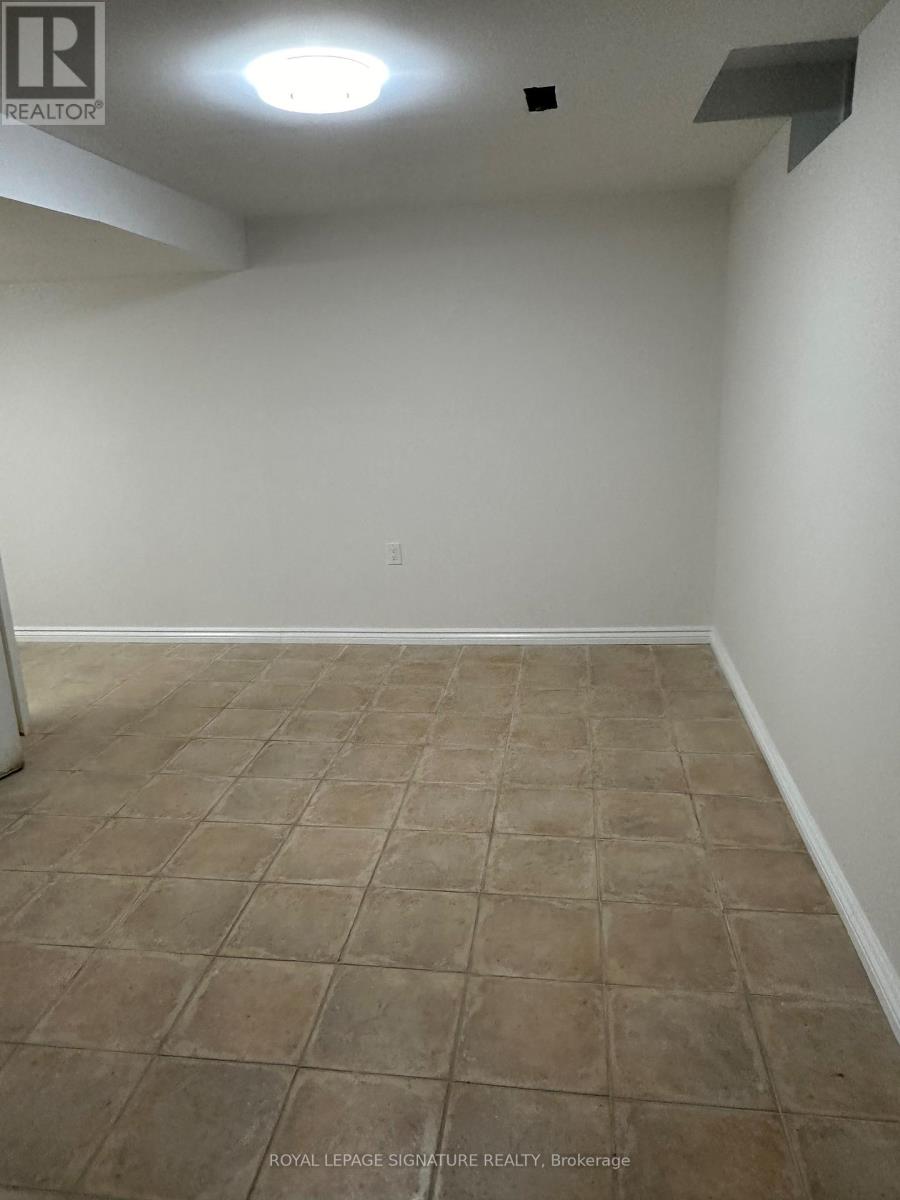 5426 Antrex Crescent, Mississauga, Ontario  L4Z 3T7 - Photo 21 - W13013068