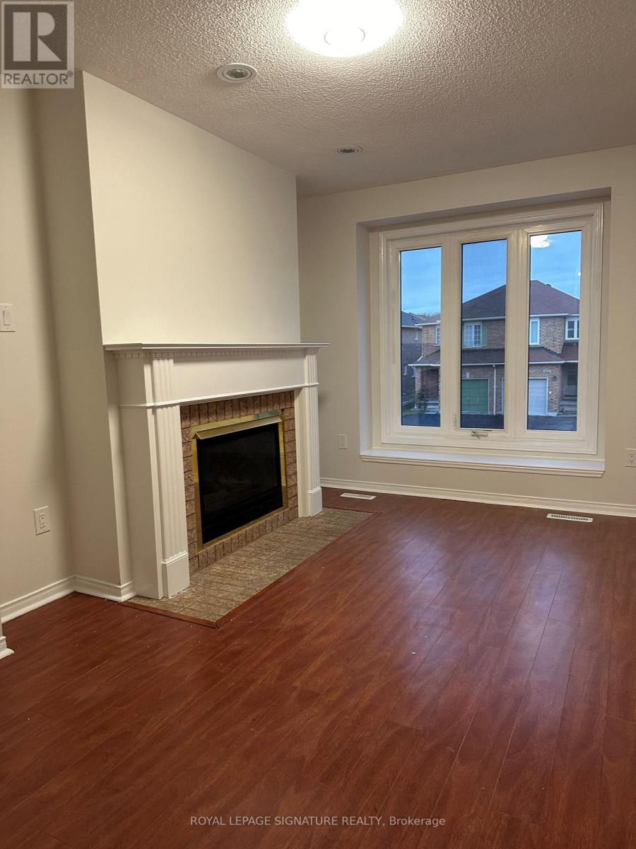 5426 Antrex Crescent, Mississauga, Ontario  L4Z 3T7 - Photo 4 - W13013068