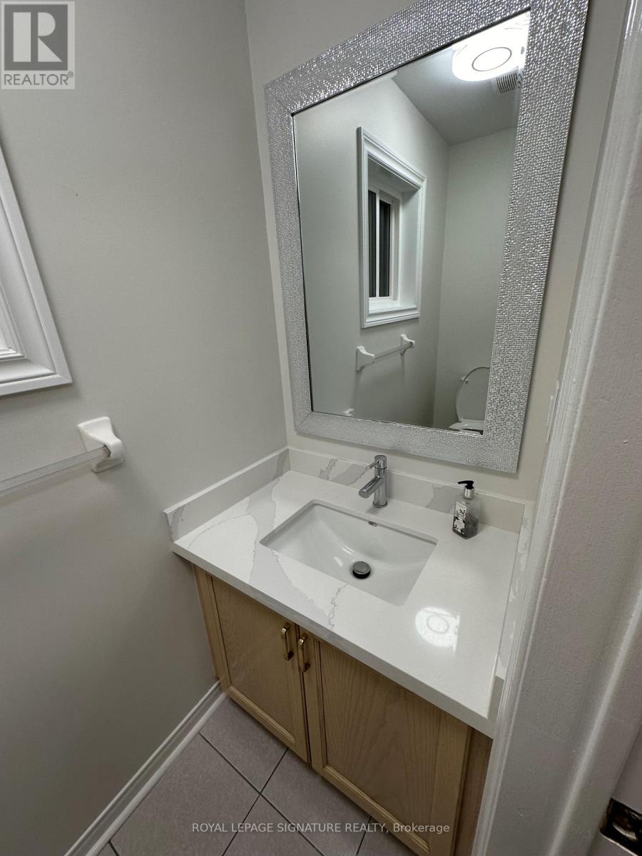 5426 Antrex Crescent, Mississauga, Ontario  L4Z 3T7 - Photo 9 - W13013068