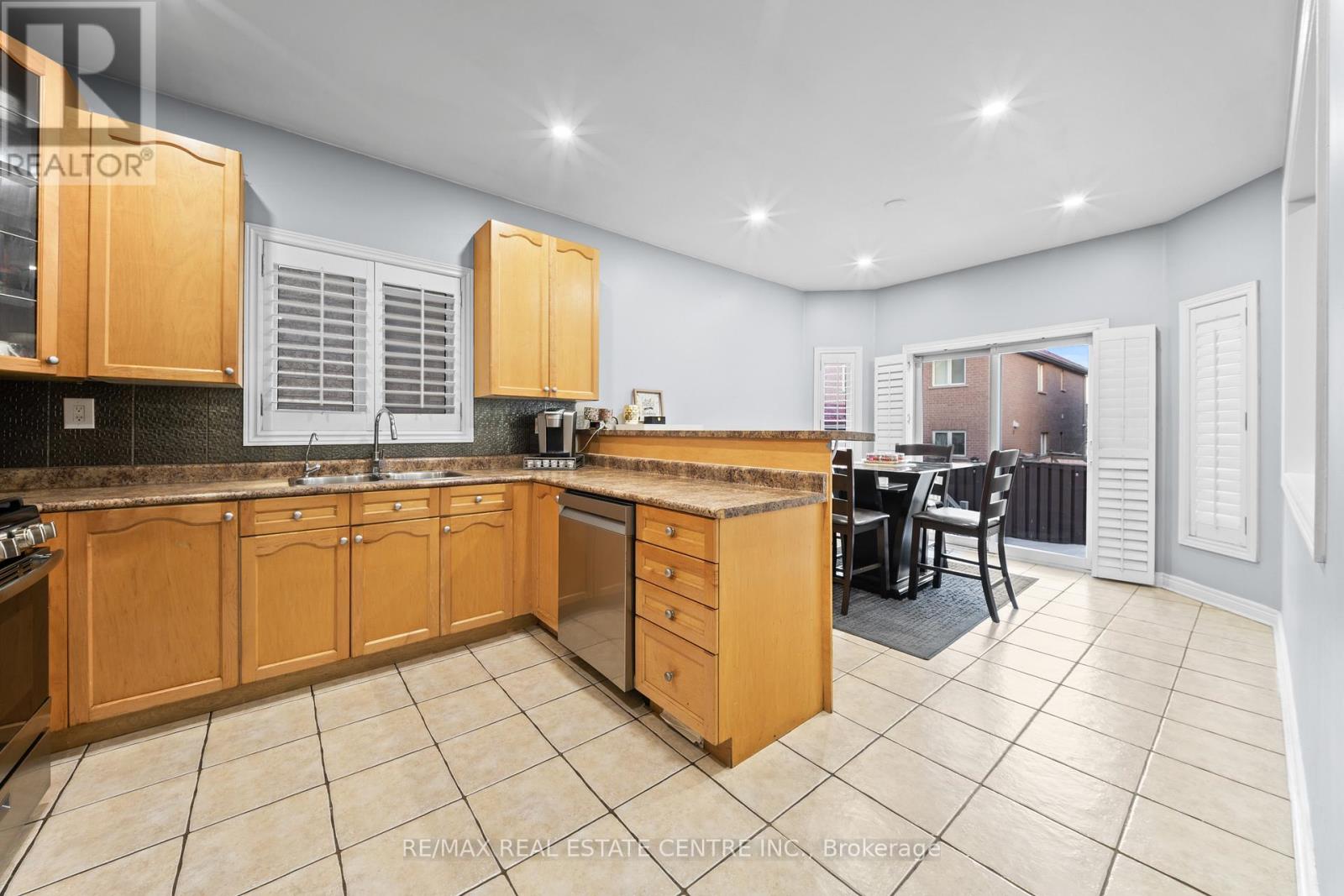 51 Good Hope Road, Brampton, Ontario  L6R 3L4 - Photo 15 - W13013080