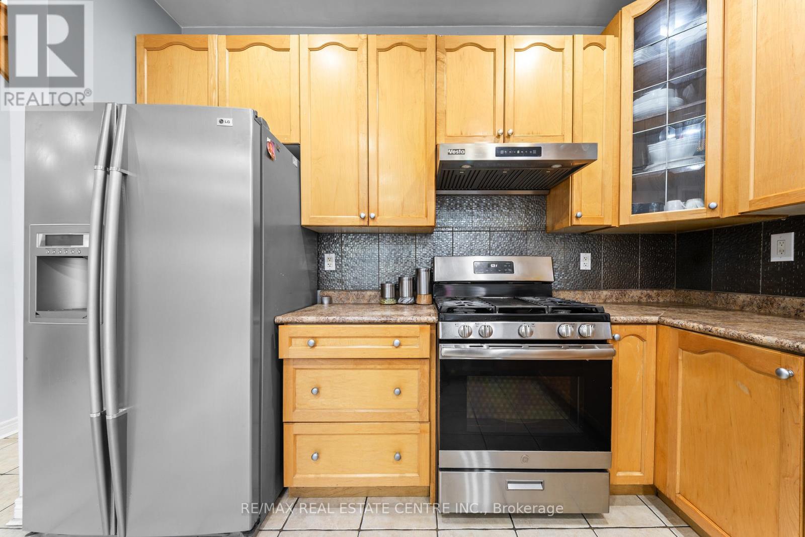 51 Good Hope Road, Brampton, Ontario  L6R 3L4 - Photo 18 - W13013080