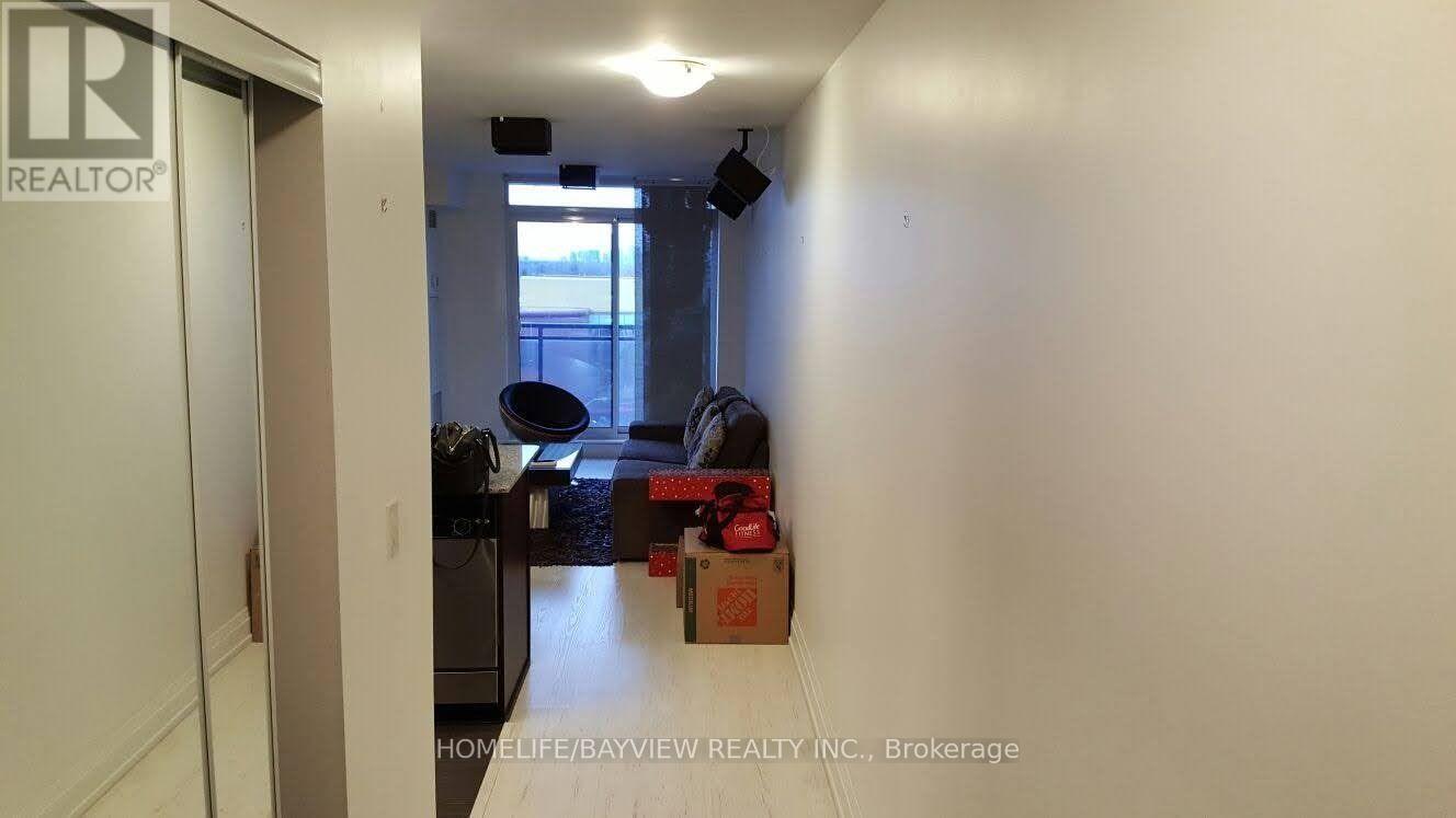 601 - 55 De Boers Drive, Toronto, Ontario  M3J 0G5 - Photo 3 - W13013088