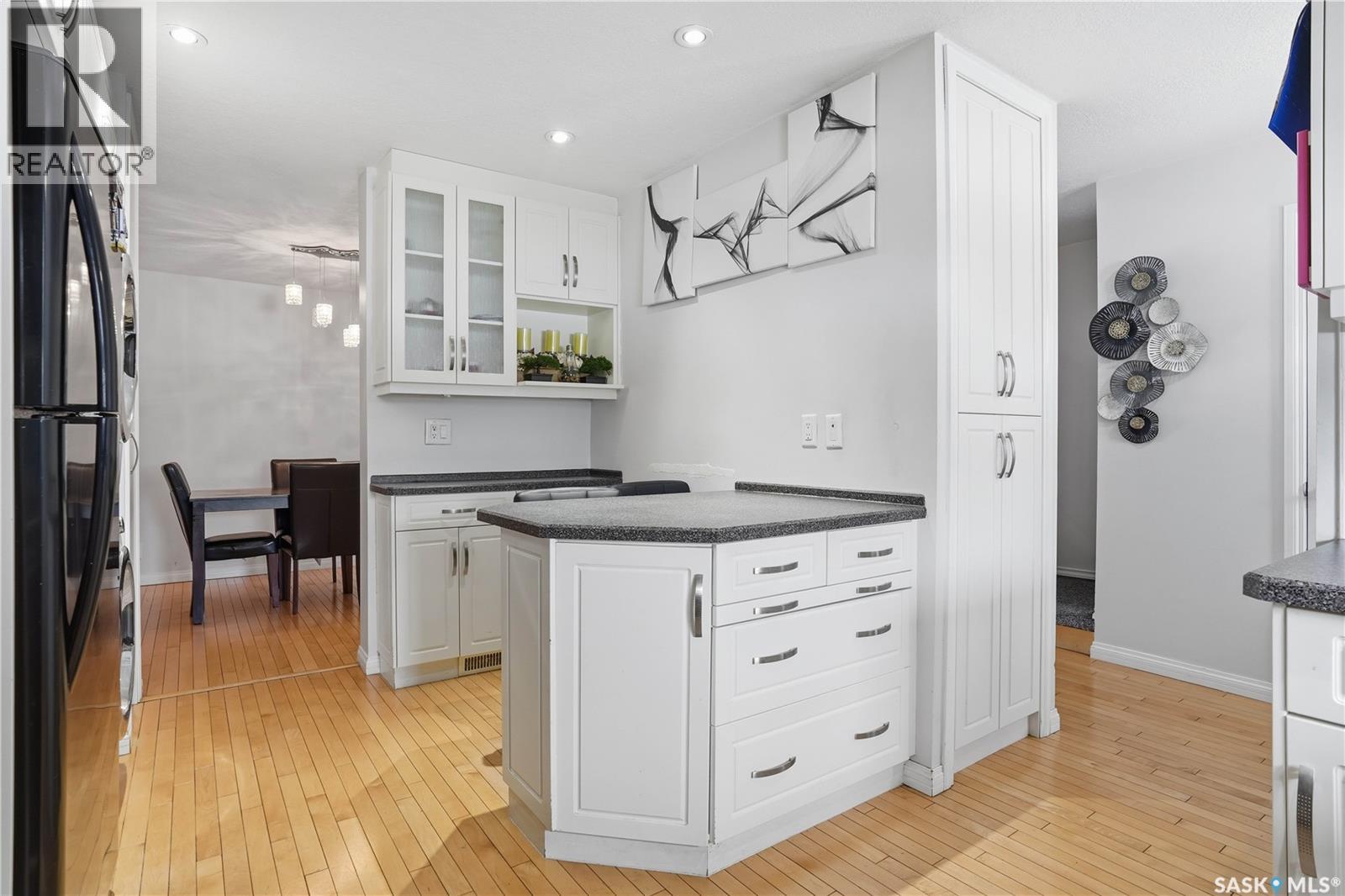 226 Plainsview Drive, Regina, Saskatchewan  S4S 6N1 - Photo 8 - SK033246