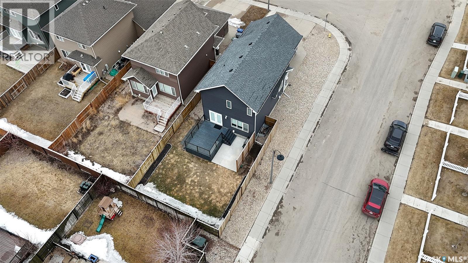 270 Lewin Crescent, Saskatoon, Saskatchewan  S7T 0T3 - Photo 3 - SK032922