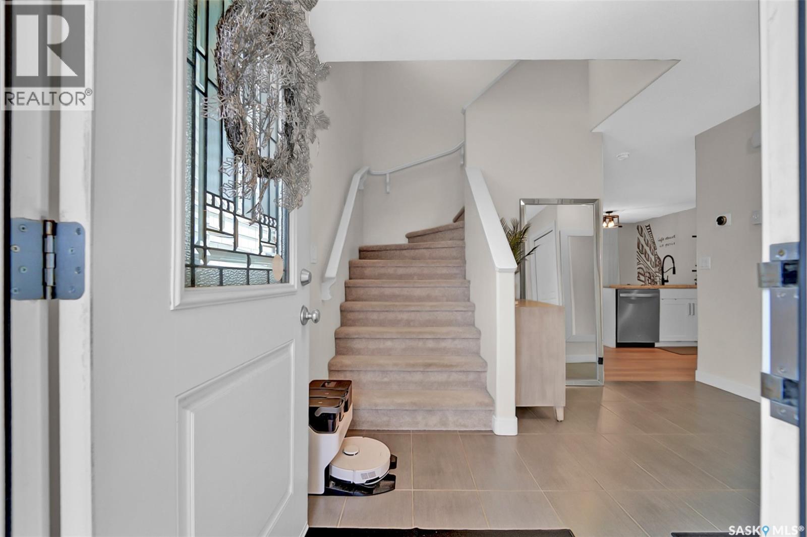 270 Lewin Crescent, Saskatoon, Saskatchewan  S7T 0T3 - Photo 8 - SK032922