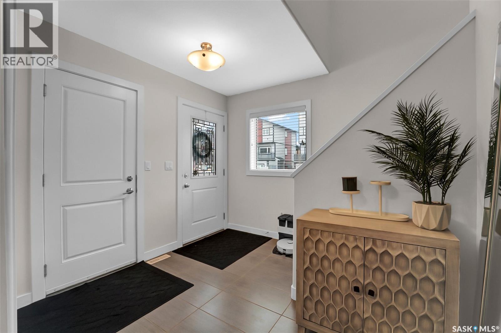 270 Lewin Crescent, Saskatoon, Saskatchewan  S7T 0T3 - Photo 9 - SK032922