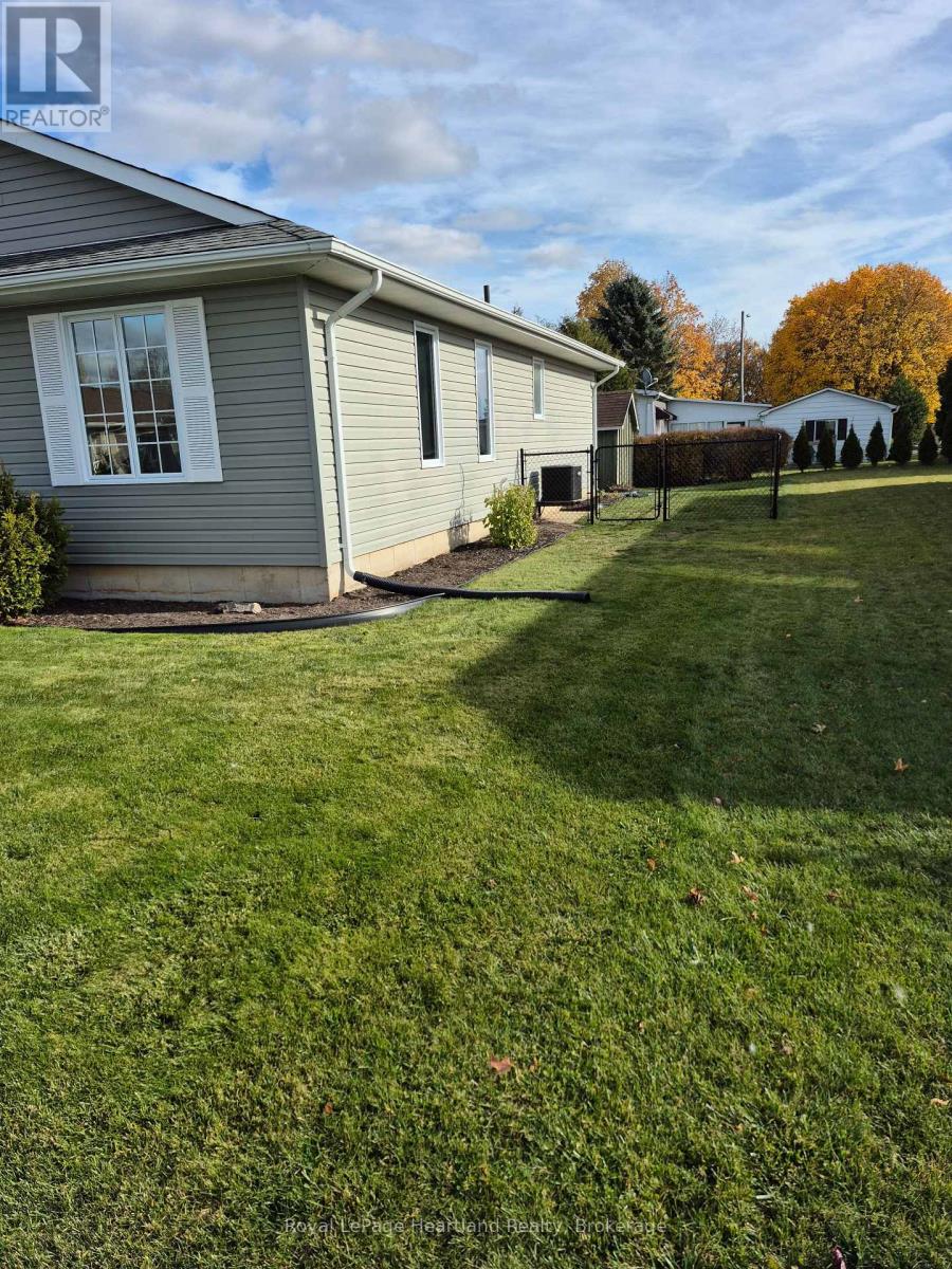 459 Richard Crescent, Strathroy-Caradoc, Ontario  N7G 3P4 - Photo 29 - X12940116