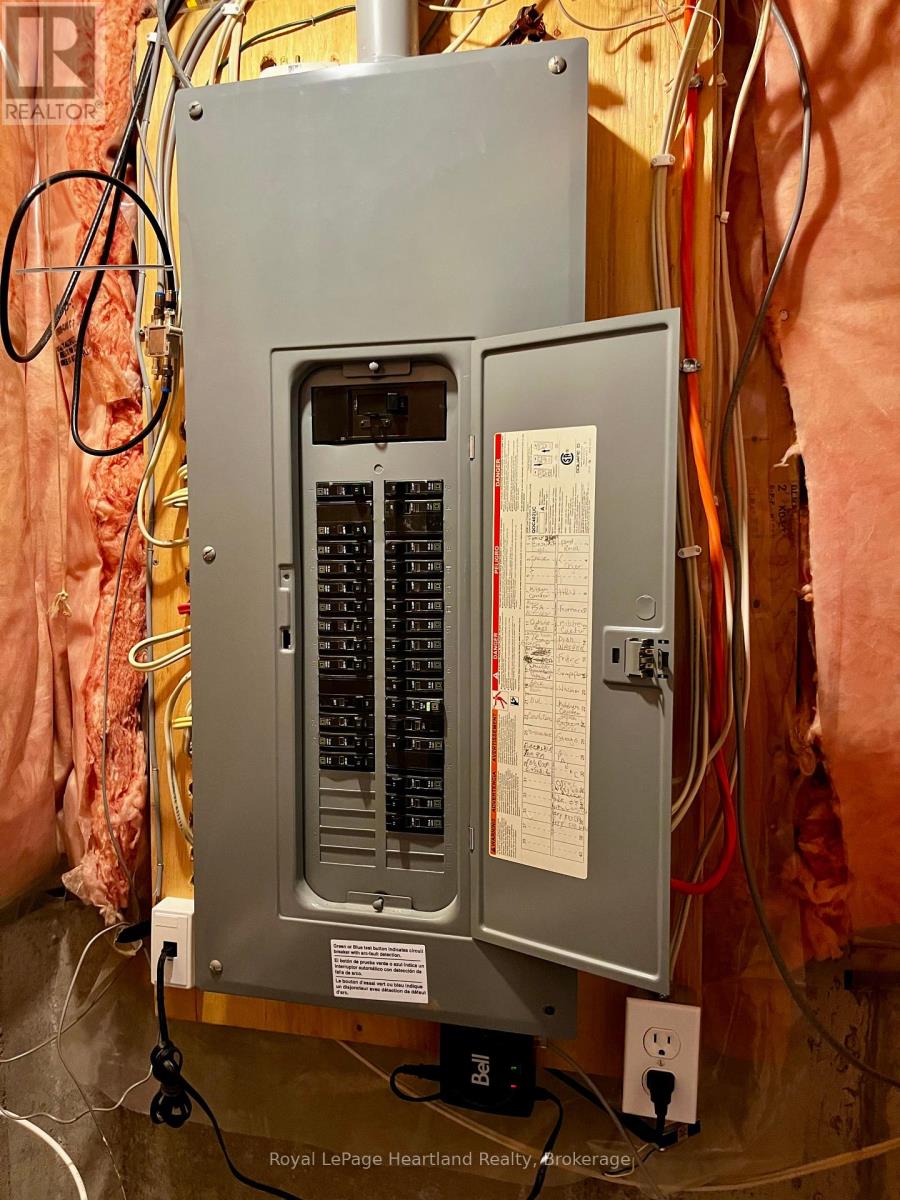 459 Richard Crescent, Strathroy-Caradoc, Ontario  N7G 3P4 - Photo 23 - X12940116