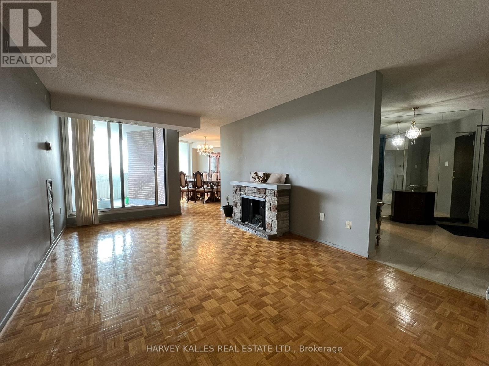 704 - 150 Neptune Drive, Toronto, Ontario  M6A 2Y9 - Photo 11 - C12979876