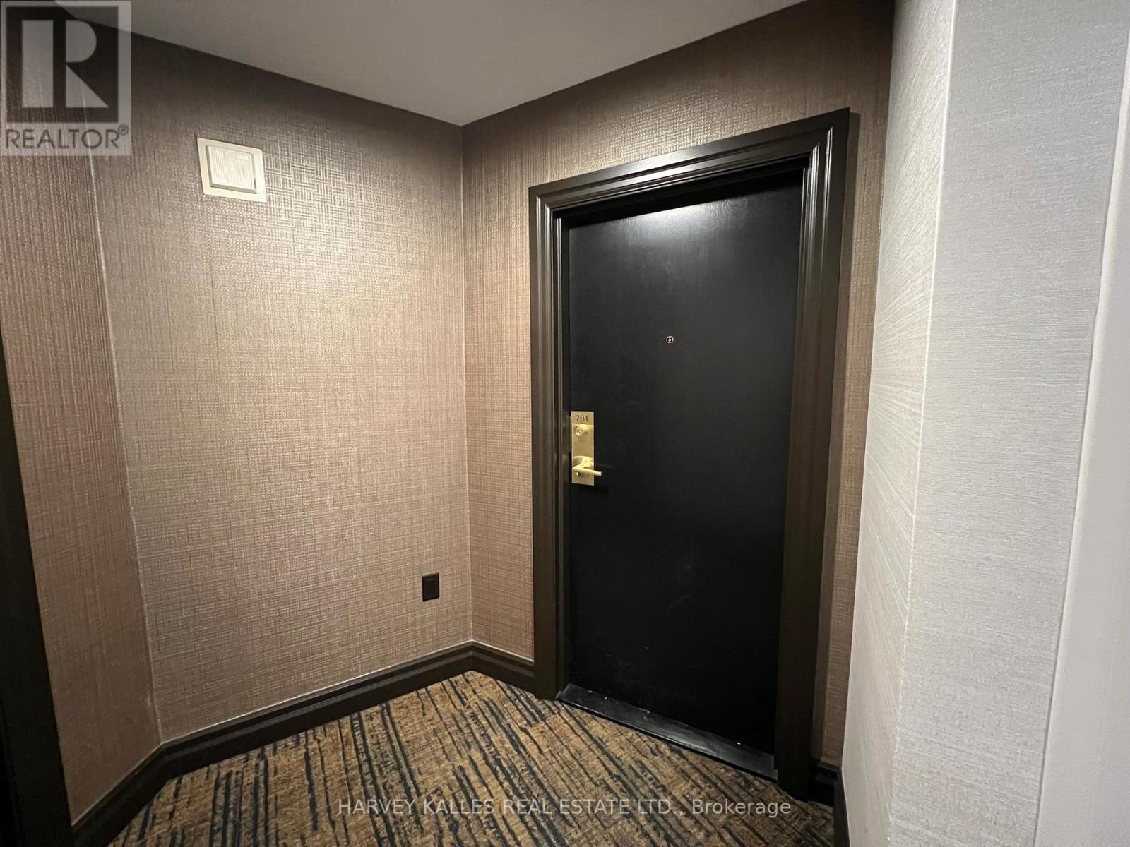 704 - 150 Neptune Drive, Toronto, Ontario  M6A 2Y9 - Photo 6 - C12979876