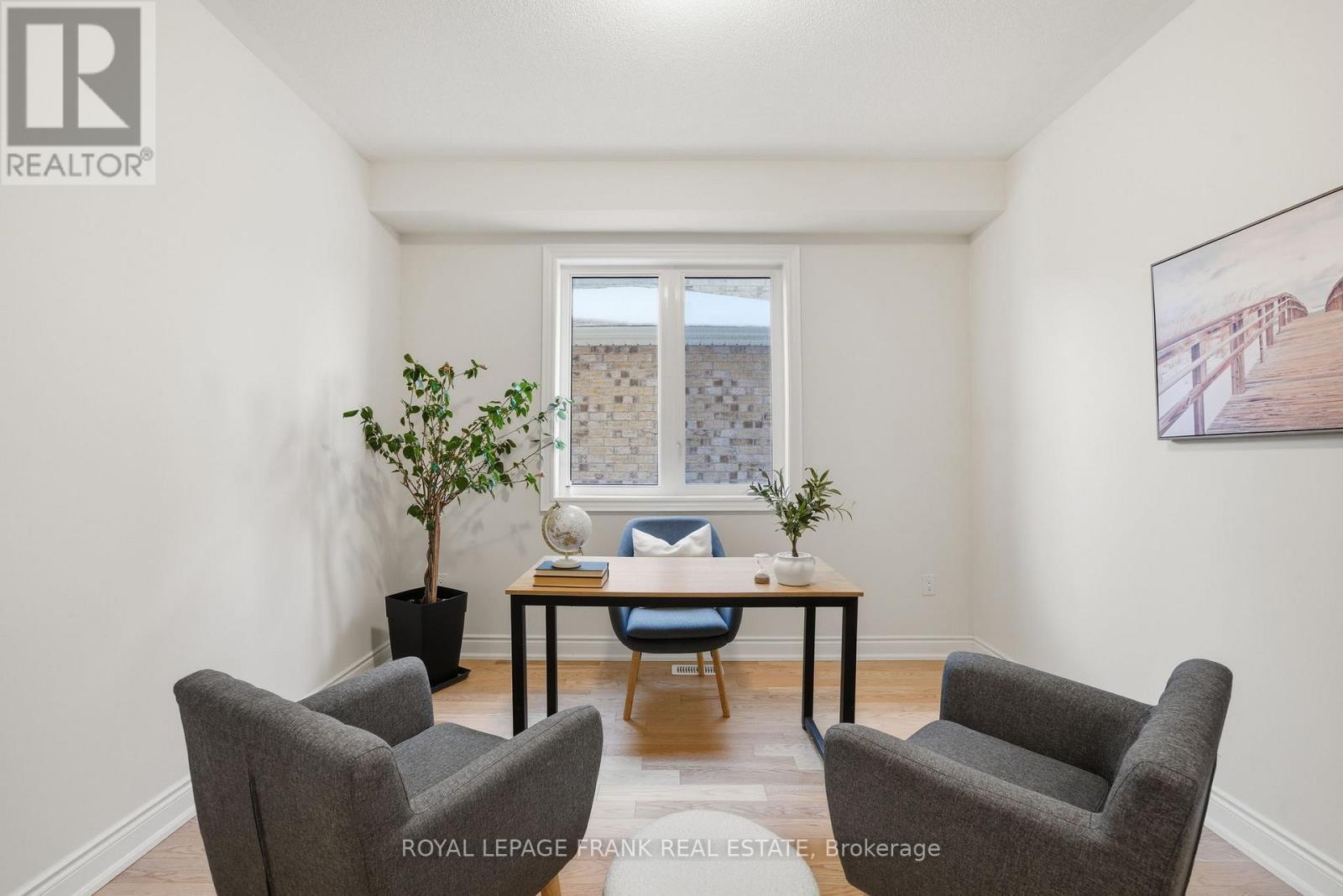 60 Hennessey Crescent, Kawartha Lakes, Ontario  K9V 0P3 - Photo 25 - X12807752