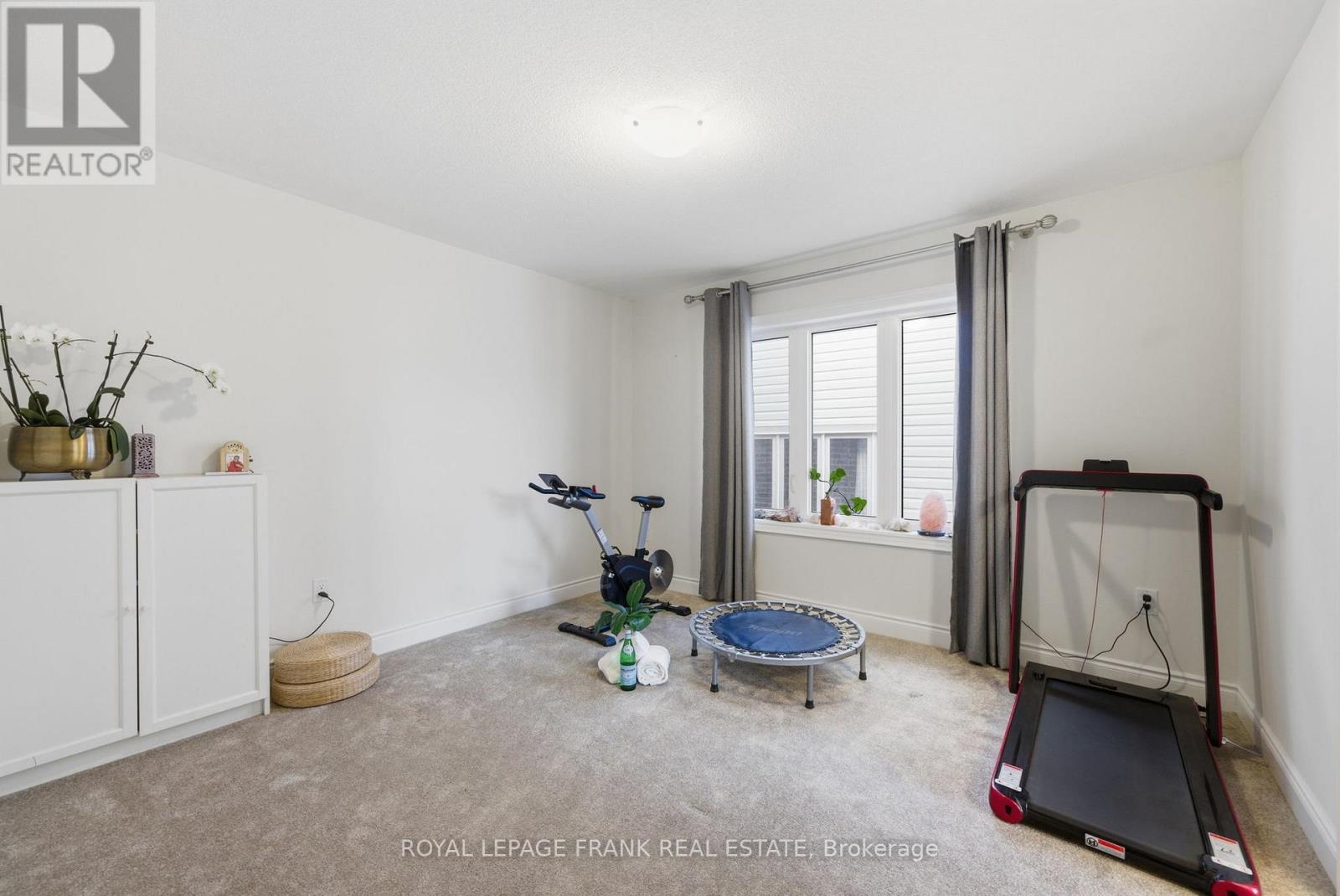 60 Hennessey Crescent, Kawartha Lakes, Ontario  K9V 0P3 - Photo 41 - X12807752