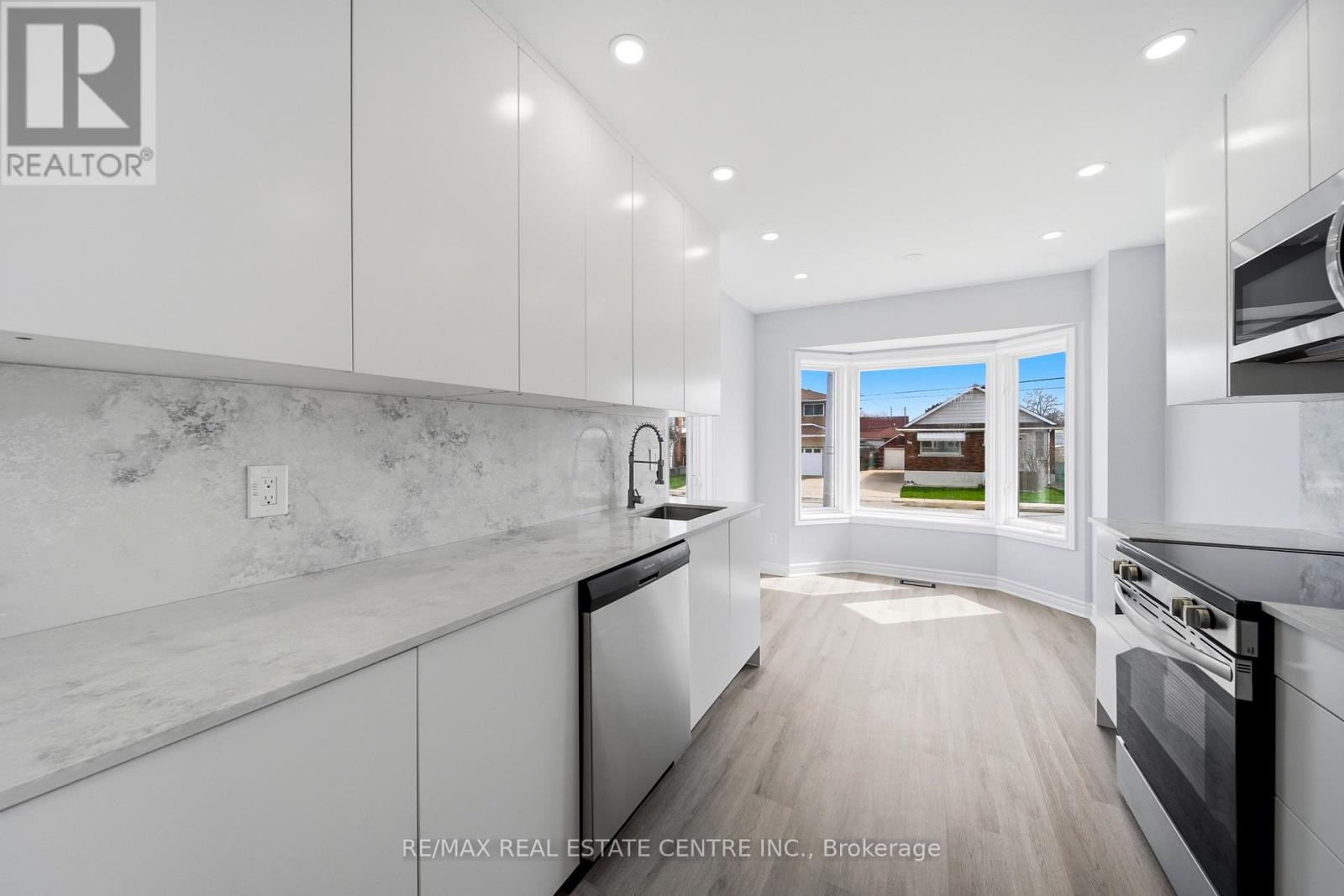 233b Vine Street, St. Catharines, Ontario  L2M 4S9 - Photo 6 - X13012982