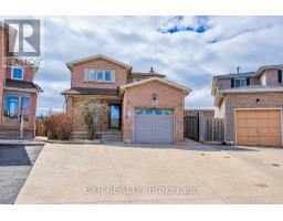 39 REGIS COURT, Hamilton, Ontario