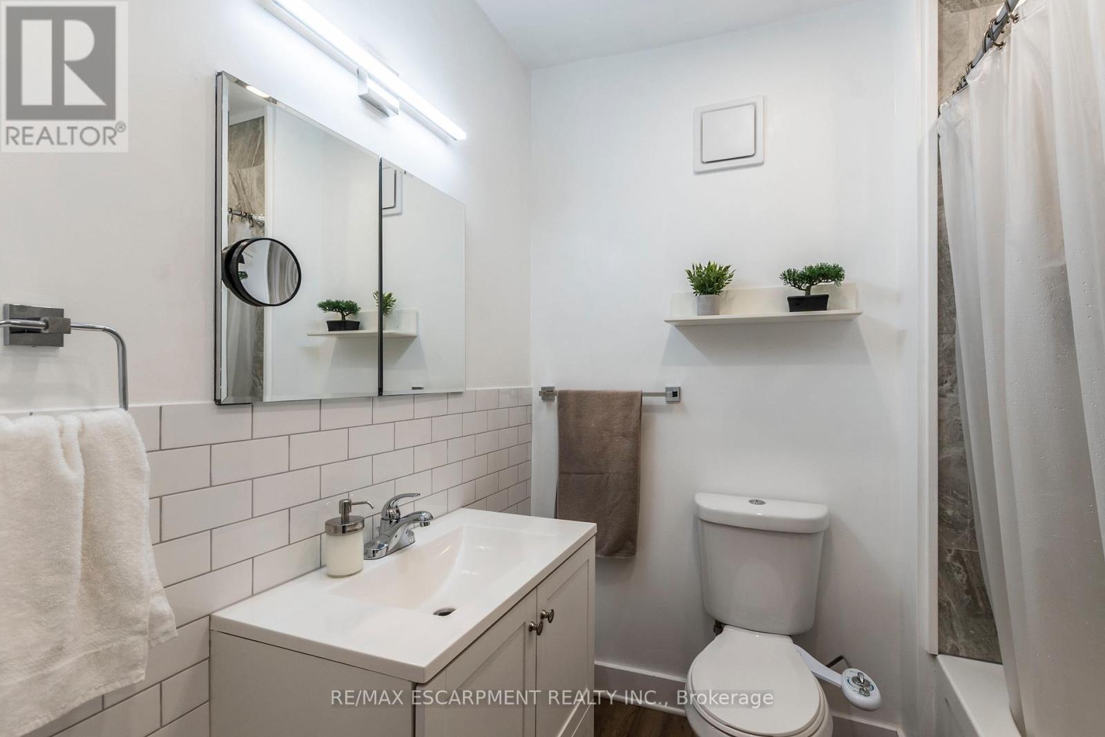 346 Hughson Street N, Hamilton, Ontario  L8L 4N1 - Photo 21 - X13013072