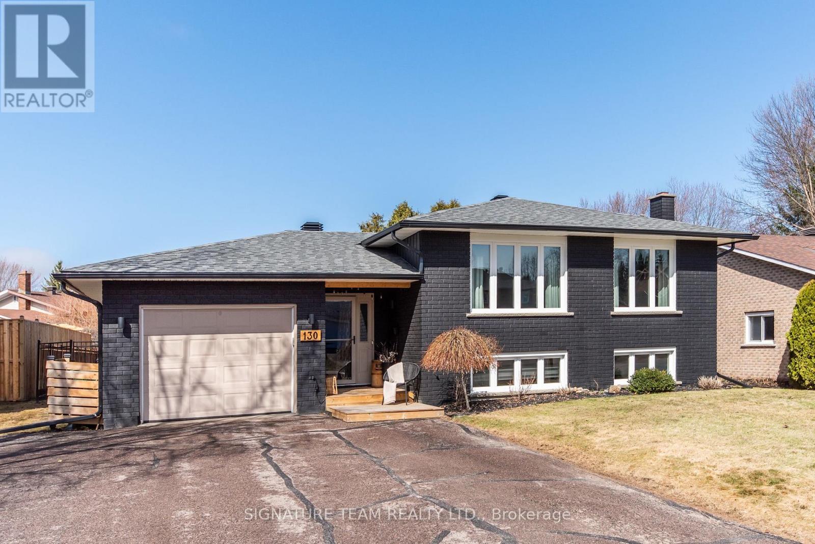 130 Noik Drive, Pembroke, Ontario  K8A 8B8 - Photo 2 - X12968412