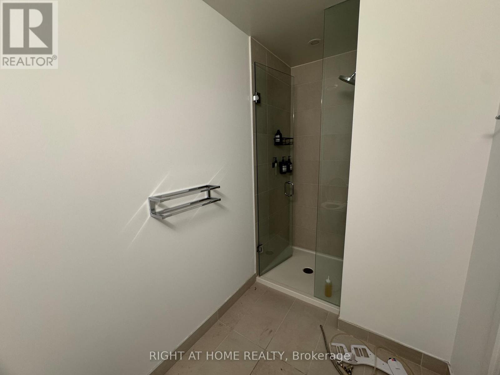 2005 - 1000 Portage Parkway, Vaughan, Ontario  L4K 0L1 - Photo 8 - N13012590