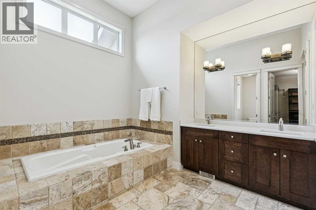 208 Leighton Court, Rural Rocky View County, Alberta  T3Z 0A2 - Photo 18 - A2300910