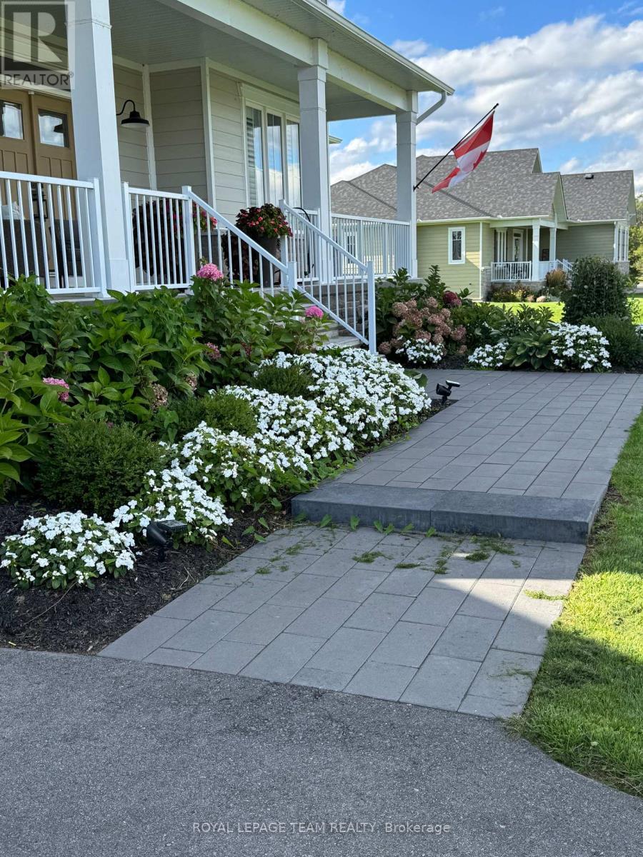 212 Kaswit Drive, Beckwith, Ontario  K7C 0C4 - Photo 2 - X12979760