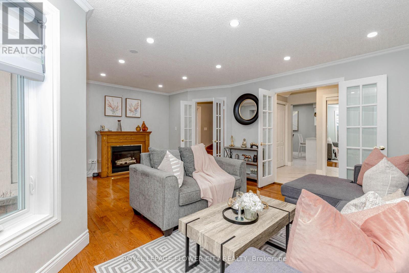 194 PRESSED BRICK DRIVE, Brampton, Ontario