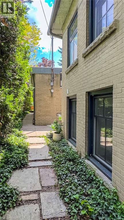 64 Undermount Avenue Unit# Lower, Hamilton, Ontario  L8P 3Z6 - Photo 2 - 40821870