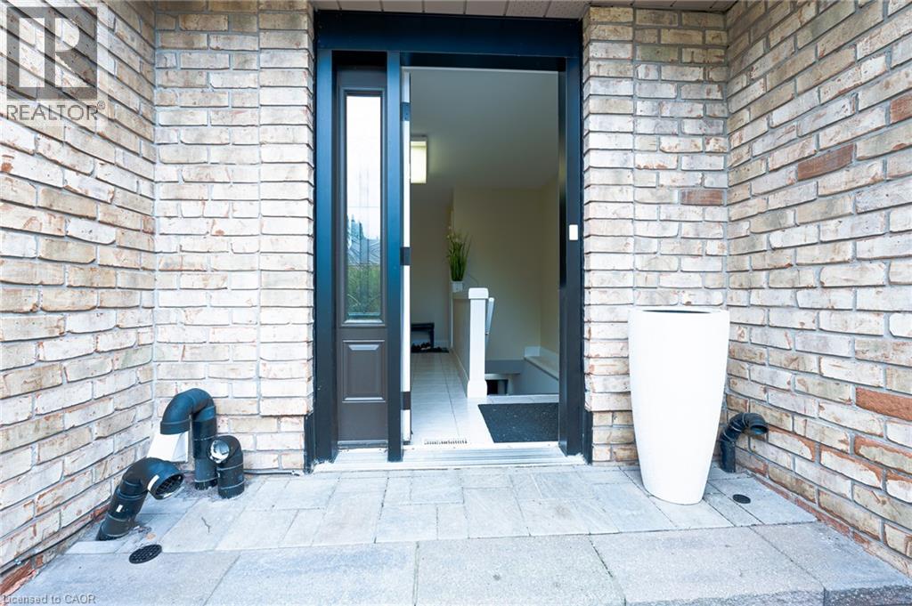 80 Deerview Avenue Unit# Lower, Ancaster, Ontario  L9G 4S2 - Photo 2 - 40821234