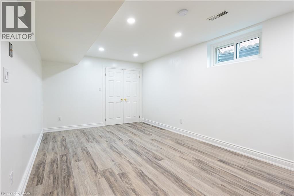 80 Deerview Avenue Unit# Lower, Ancaster, Ontario  L9G 4S2 - Photo 29 - 40821234