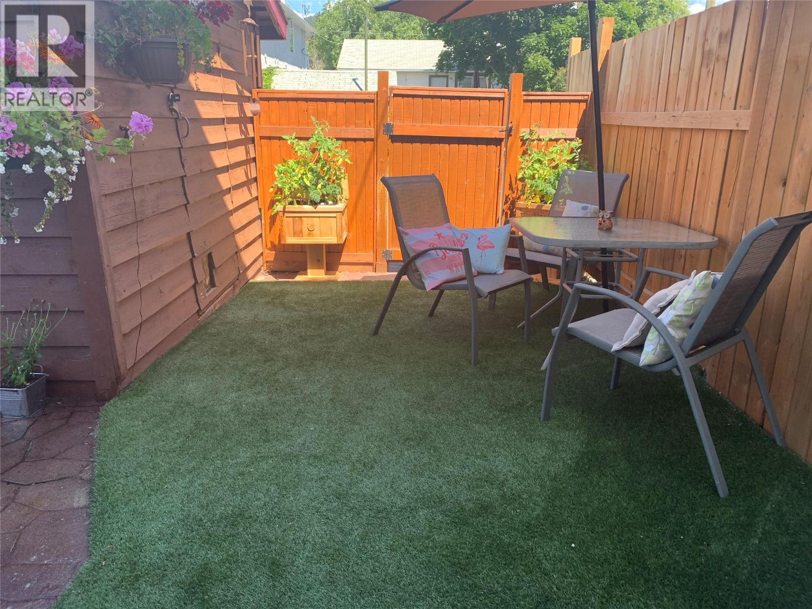 524 Papineau Street Unit# 101 Penticton Photo 17