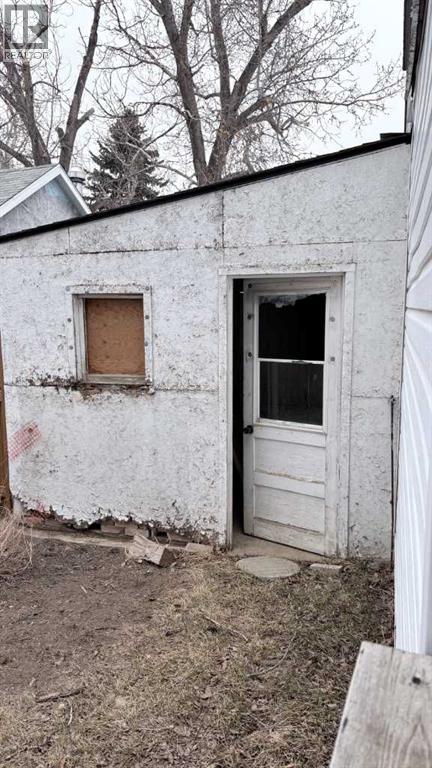 317 2 Avenue E, Bow Island, Alberta  T0K 0G0 - Photo 20 - A2290377